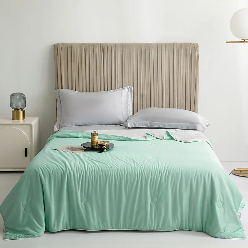 High Quality Cooling Blankets Smooth Air Condition Comforter Lightweight Summer Quilt with Double Side Cold Cooling Fabric