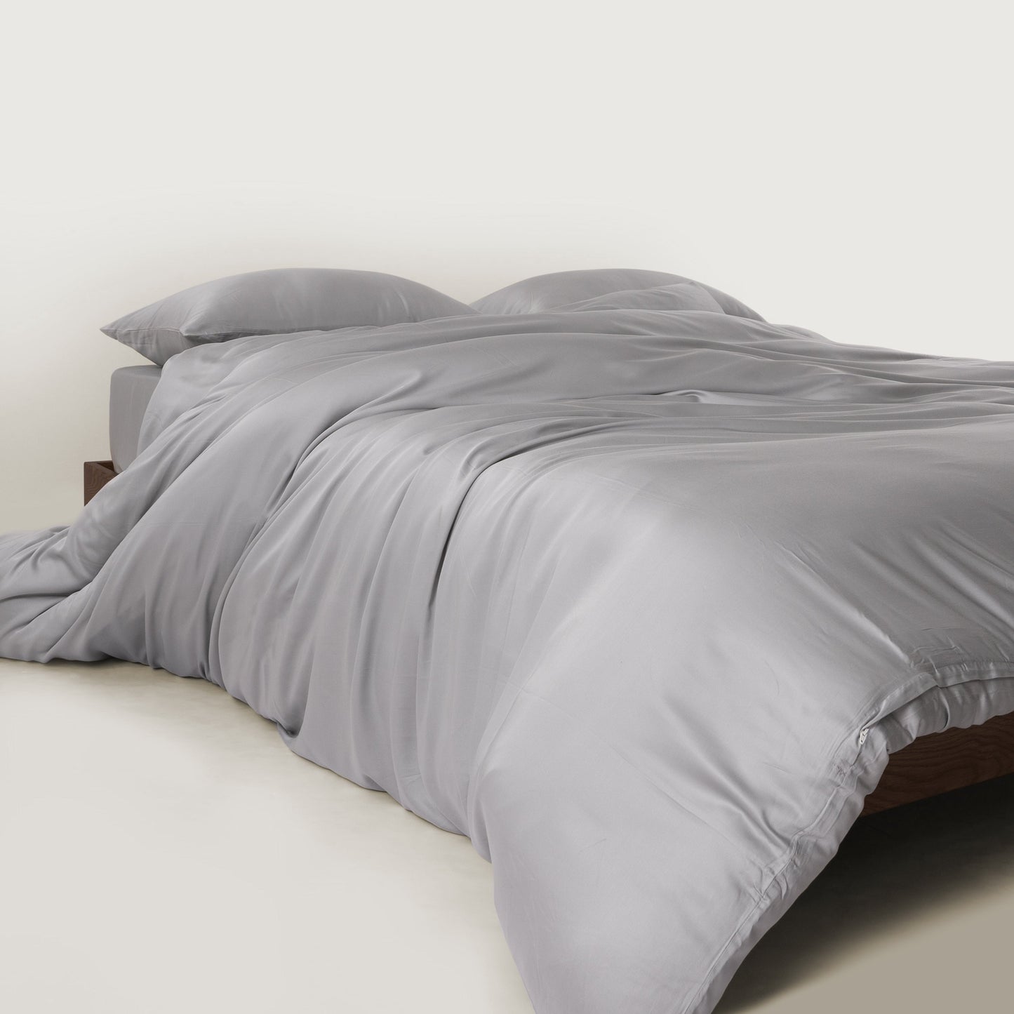 FURRFREE Bamboo Duvet Cover - Pet Hair Repellent for Dogs/Cats Family