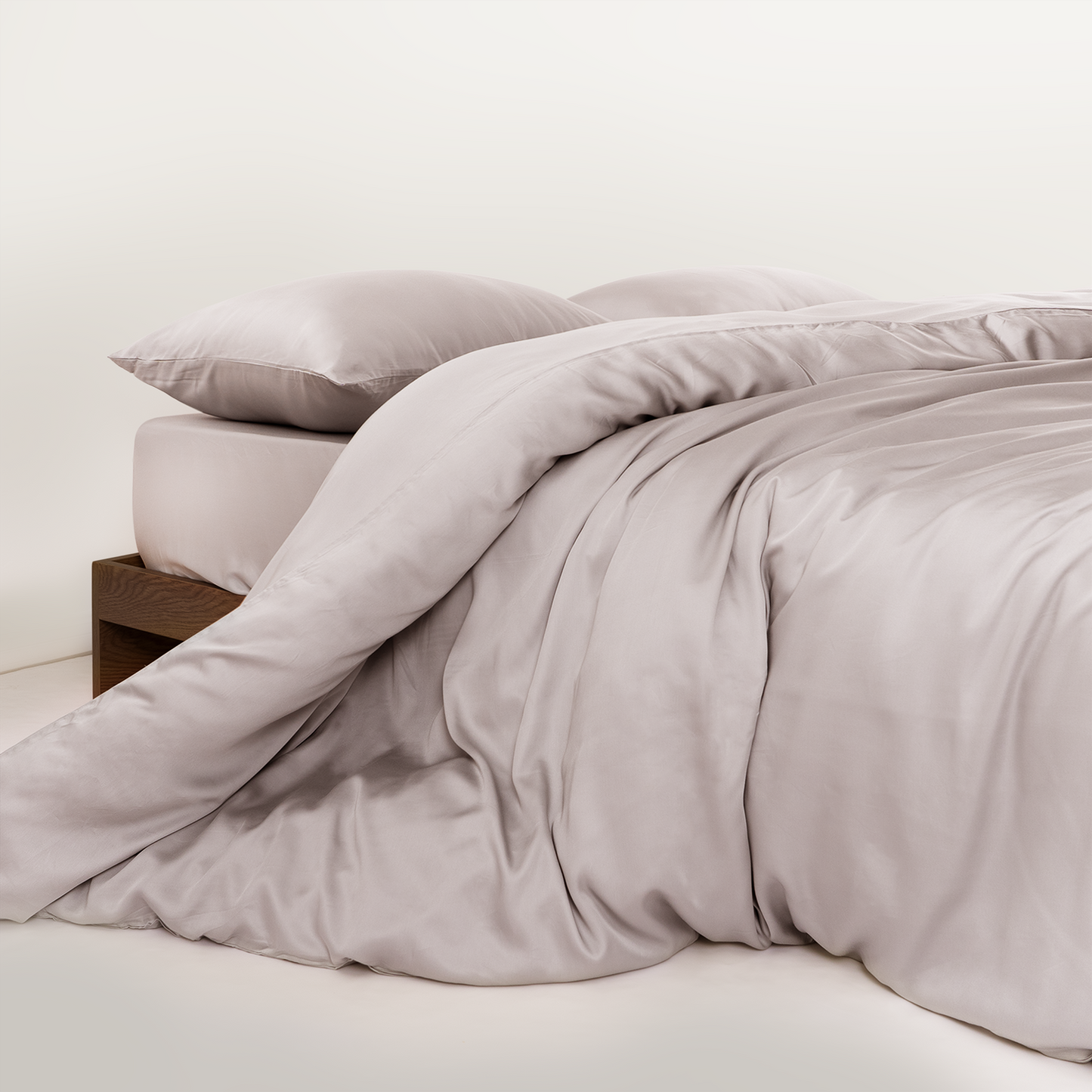 FURRFREE Bamboo Duvet Cover - Pet Hair Repellent for Dogs/Cats Family