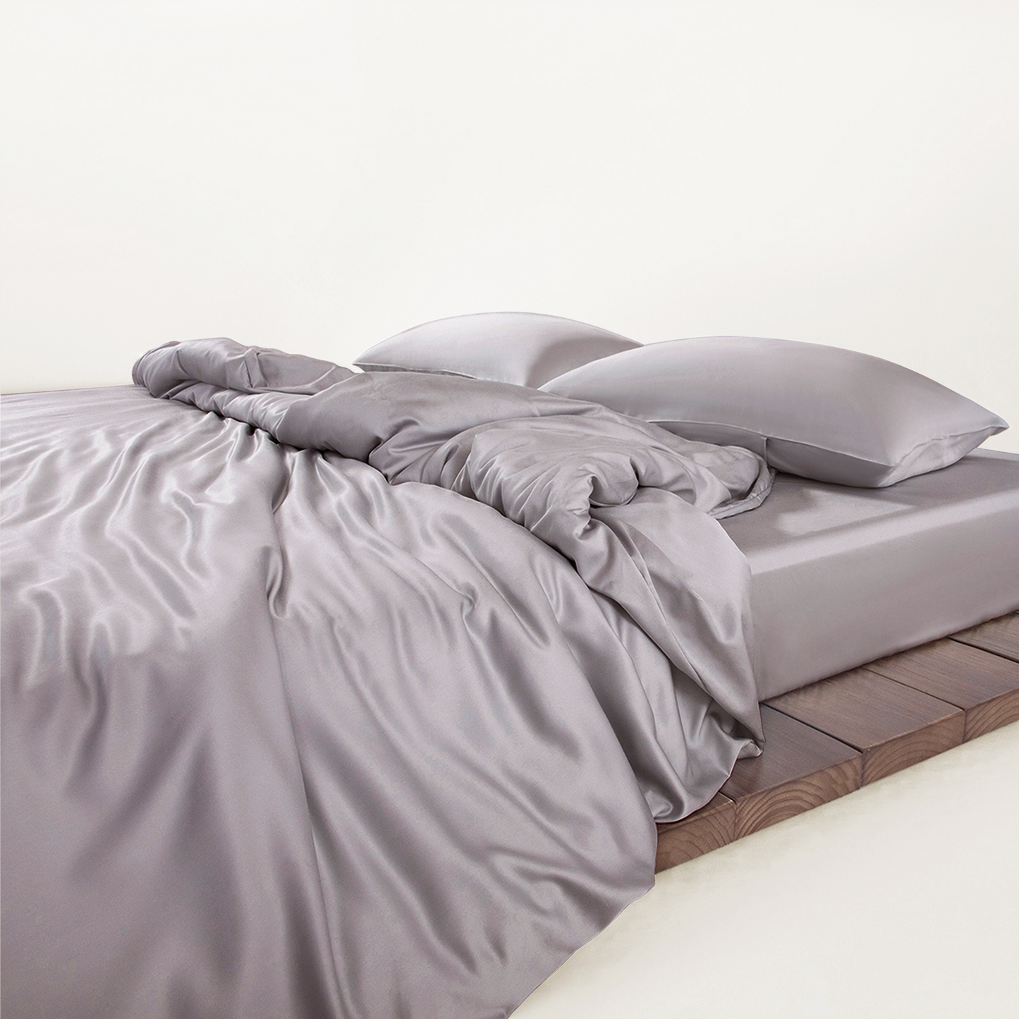 FURRFREE Bamboo Duvet Cover - Pet Hair Repellent for Dogs/Cats Family
