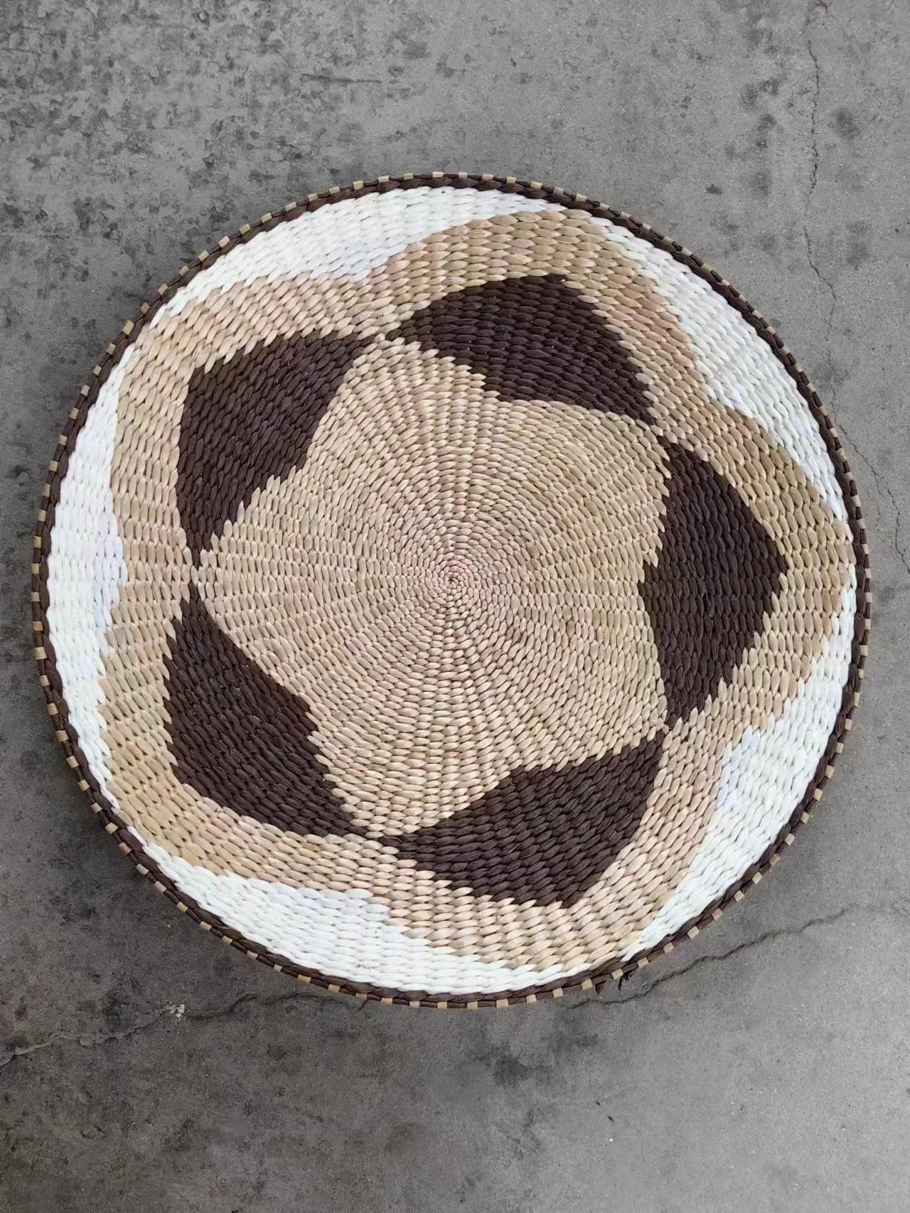 Boho Hand Woven Wall Basket Hanging Home Decorative Rustic Wall Basket Decor Pendants For Kitchen Farmhouse Table Living Room