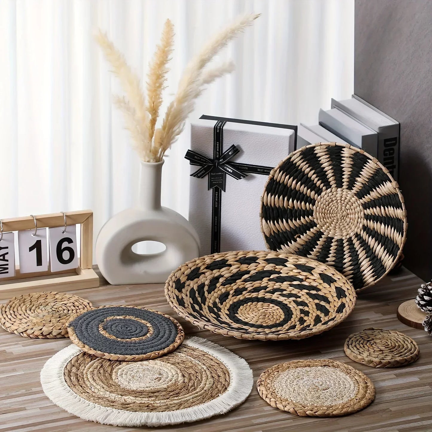 7Pcs Boho Chic Handcrafted Seagrass Wall Baskets, Rattan Woven Round Bohemian Decor for Home,Farmhouse-Featherless,Versatile Use